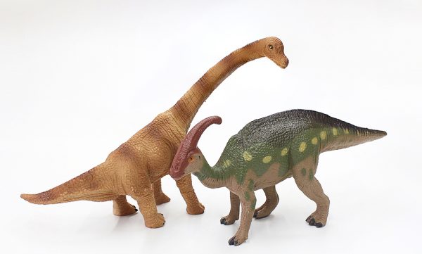 9” Realistic plastic dinosaur toy set