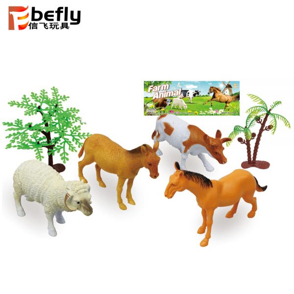 4pcs Hollow plastic farm animal toys with trees