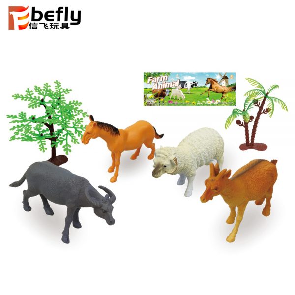 4pcs Hollow plastic farm animal toys with trees