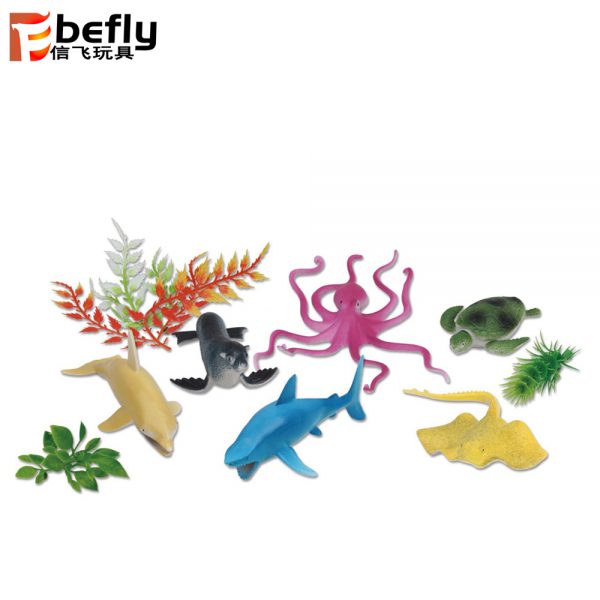 Little plastic sea animal model toys