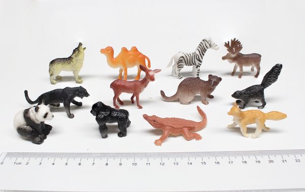 12pcs Wild animals plastic small toy