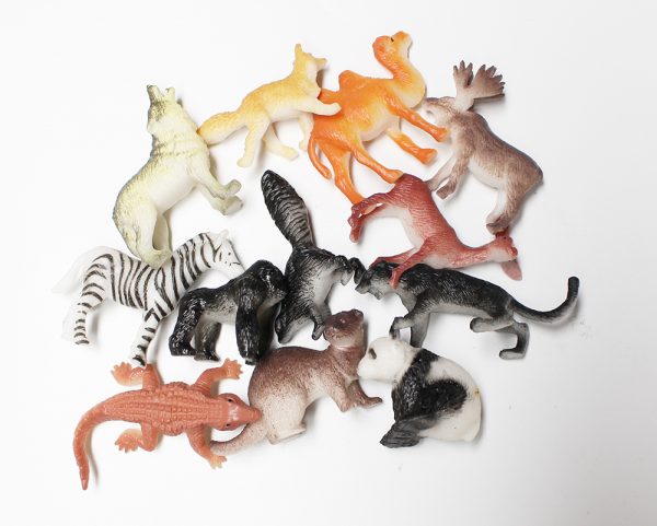 12pcs Wild animals plastic small toy