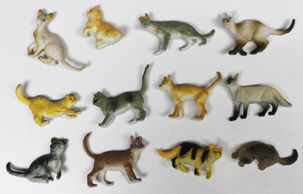 12PCS Plastic animal figurines cat