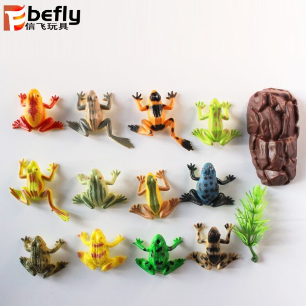 Rainforest animal plastic frog toy