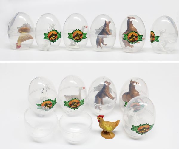 Egg with mini plastic animal model toy