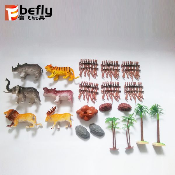 Plastic model kit animal park toy