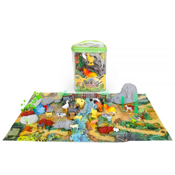 Animal figure play set with mat