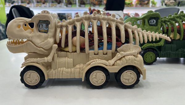 plastic pull back skeleton dinosaur car toy with mini figure and car