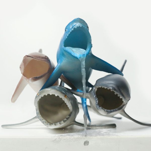 5inches plastic sea animal model toy hollow sharks for drinks